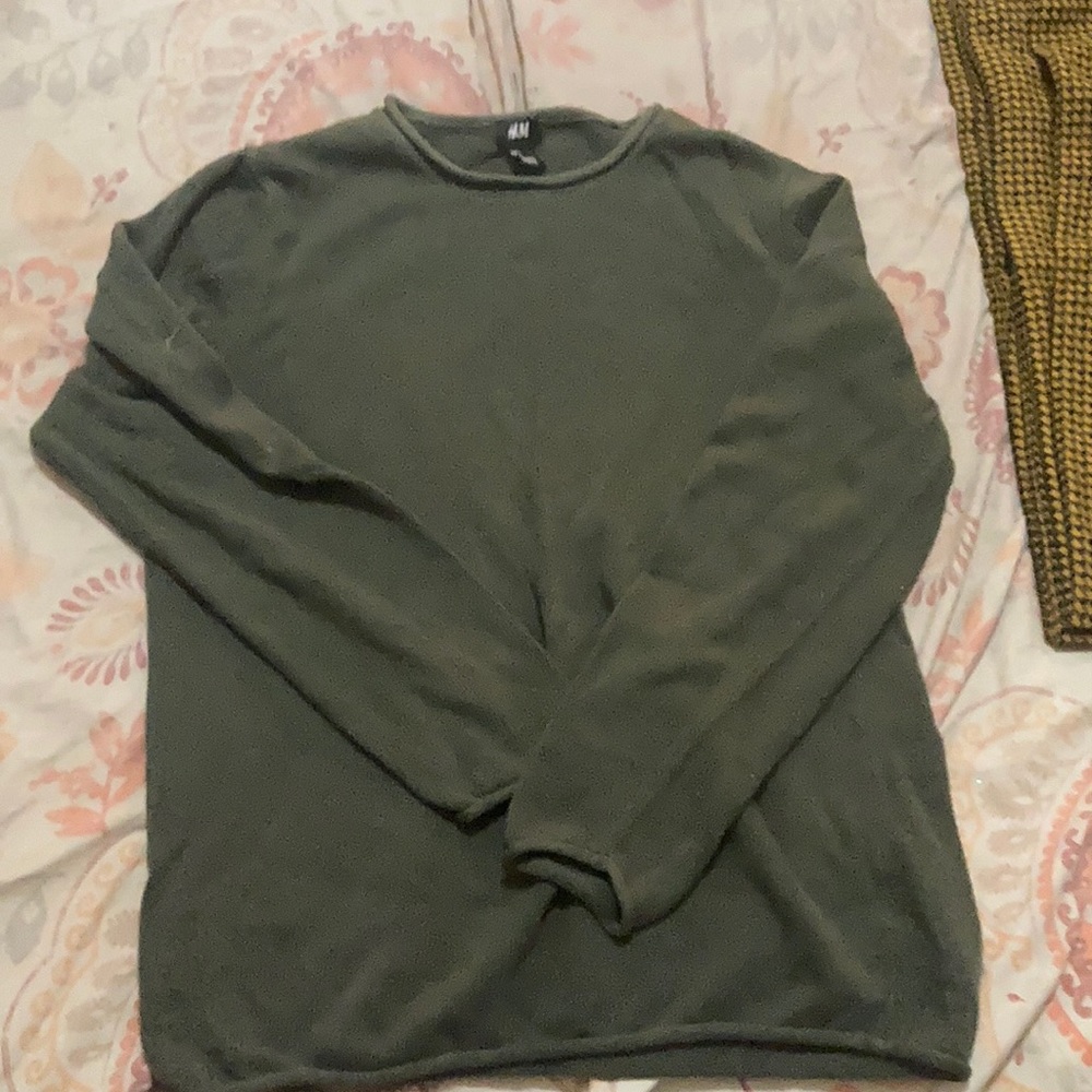 Men’s sweater
